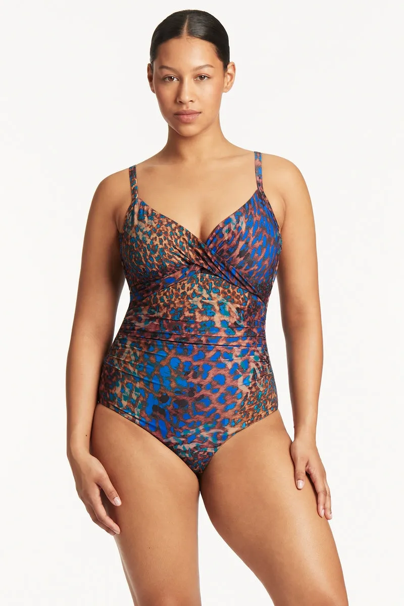 Hunter Twist Front DD/E Cup One Piece