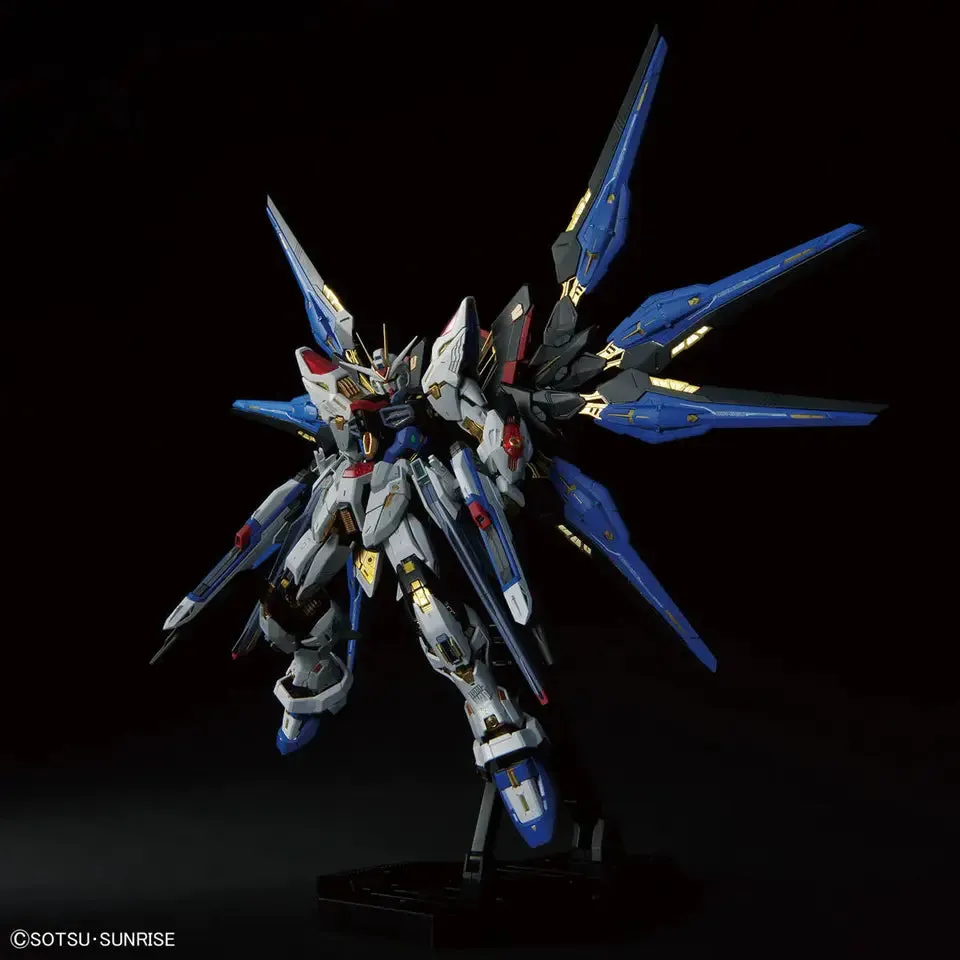 MG EX 1/100 ZGMF-X20A Strike Freedom Gundam MGEX Model Kit